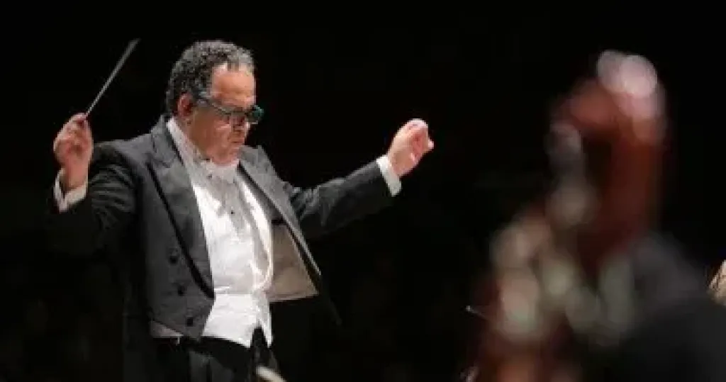 مكتبة الإسكندرية تهنئ ناير ناجى ودنيا الدغيدى لنجاحهما بحفل افتتاح المتحف الكبير