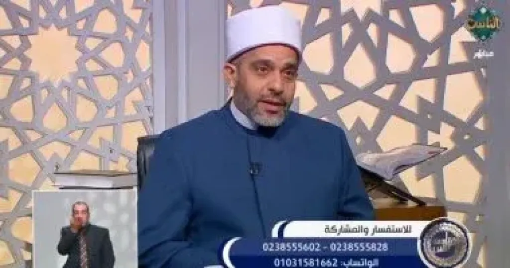 هل يجوز الصلاة على النبي أثناء اللعب على الهاتف؟.. أمين الفتوى يجيب