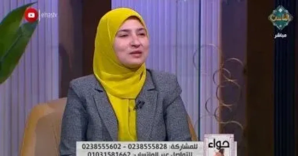 هل على الزوجة ذنب إذا أخفت راتبها الحقيقي عن زوجها؟.. عضو مركز الأزهر تجيب