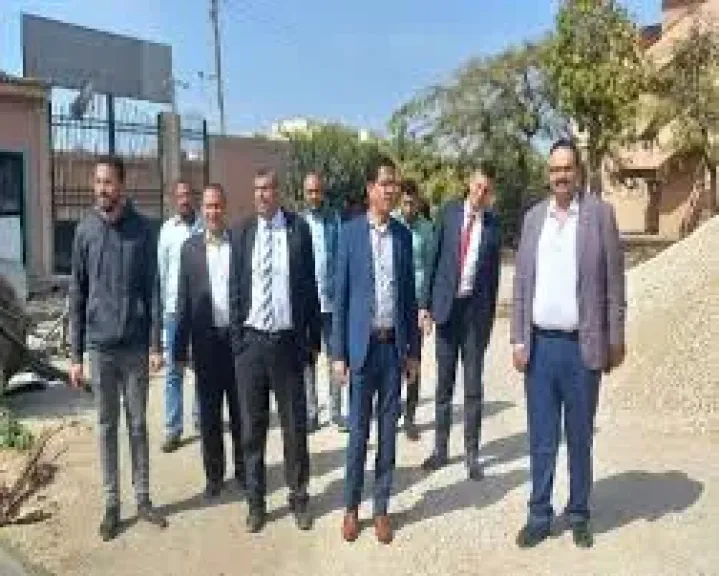 رئيس جامعة بنها يتابع سير العمل في إنشاء كليتي الفنون التطبيقية والتربية النوعية