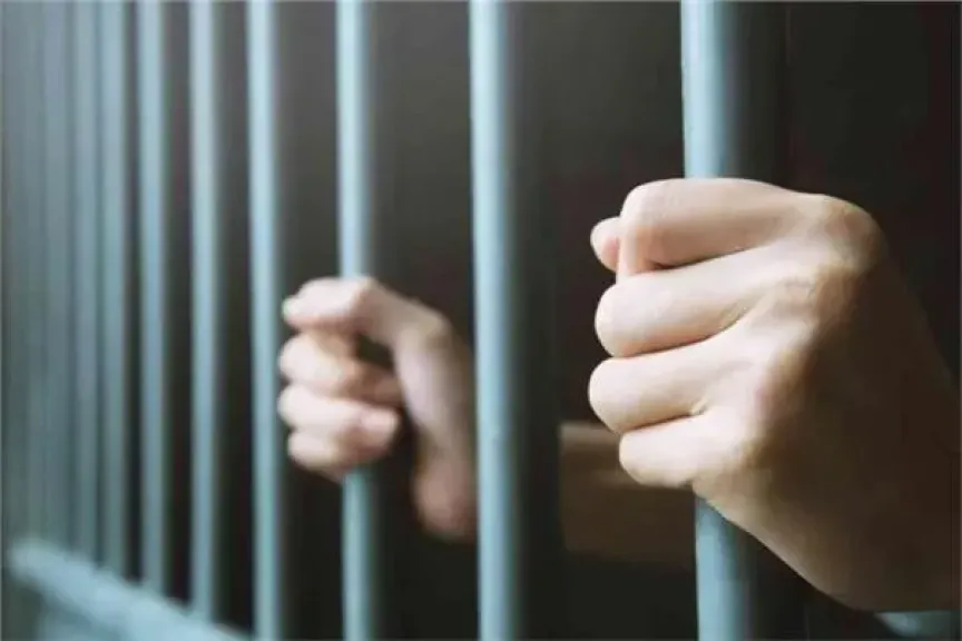 تخفيف الحكم من المؤبد إلى 15 سنة.. كهربائي يقتل زوجته بسبب خلافات أسرية في الخانكة