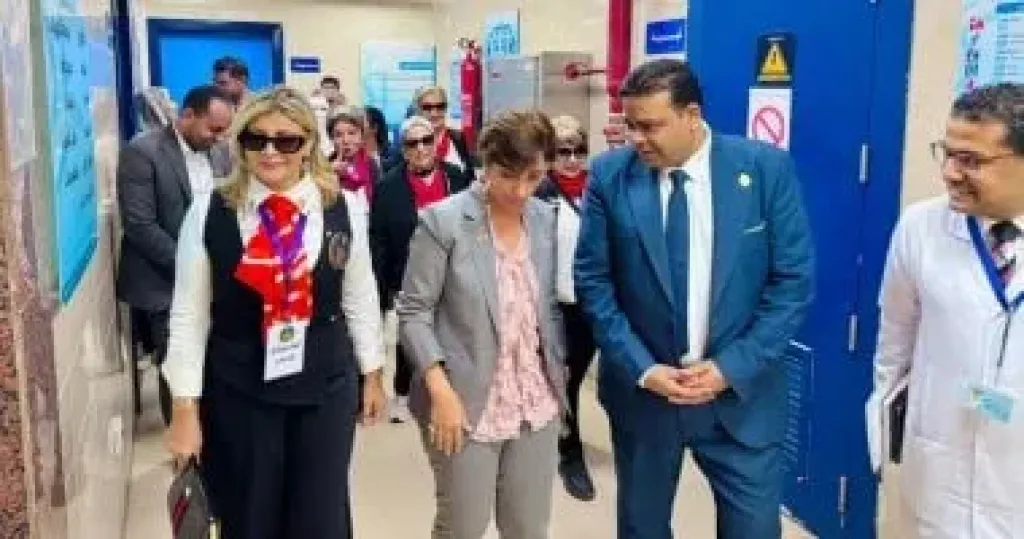 تدشين قسم العلاج الطبيعى بمركز رعاية طفل كوم أمبو فى أسوان