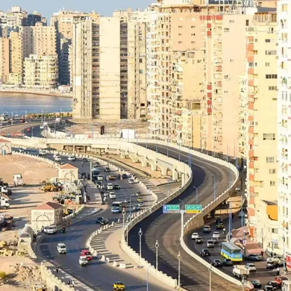 تعديل مروري جديد بشارع خالد بن الوليد ضمن أعمال توسعة كورنيش الإسكندرية