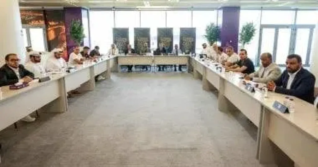 الأهلى بالأحمر وسيراميكا بالأبيض فى نصف نهائى كأس السوبر المصرى