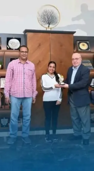 جامعة أسيوط تحصد المركز الأول في تنس الطاولة (طالبات)