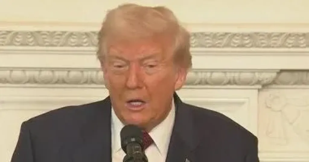 ترامب: الديمقراطيون تسببوا بأطول إغلاق حكومى فى تاريخ أمريكا