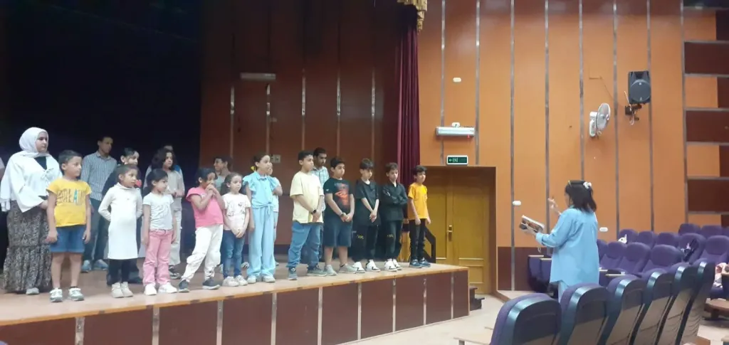 مكتبة مصر العامة بالزقازيق تُنظم 11 زيارة للمكتبة المتنقلة