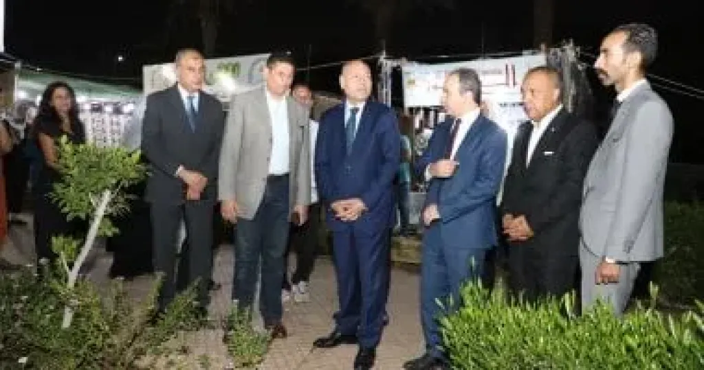 محافظ القاهرة يفتتح معرض زهور مصر ومنتجات الخريف
