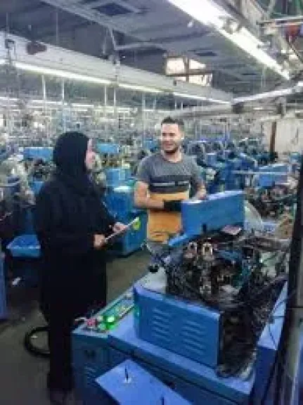 حملات تفتيشية بالمنطقة الصناعية بالإسماعيلية لضمان حقوق العمال وتنظيم سوق العمل