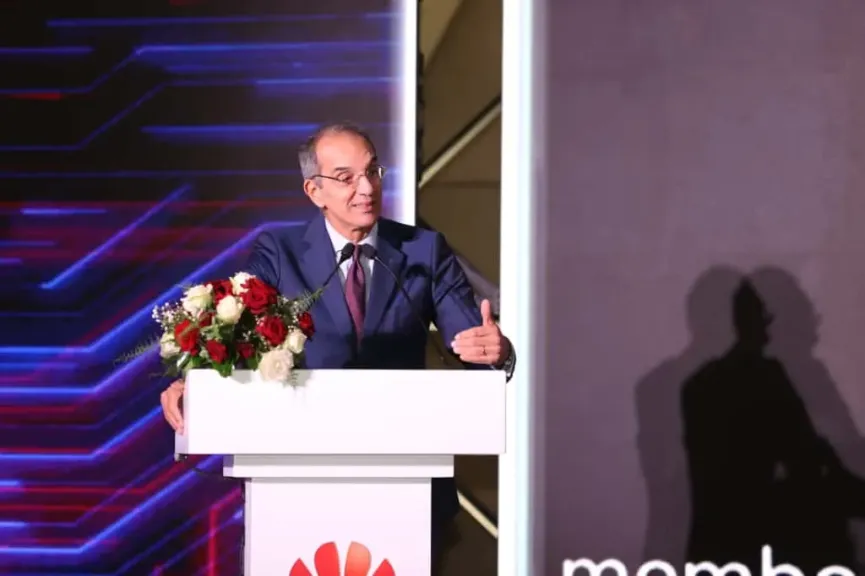 وزير الاتصالات يشهد احتفالية شركة هواوى العالمية بمناسبة مرور 25 عامًا على وجودها فى مصر