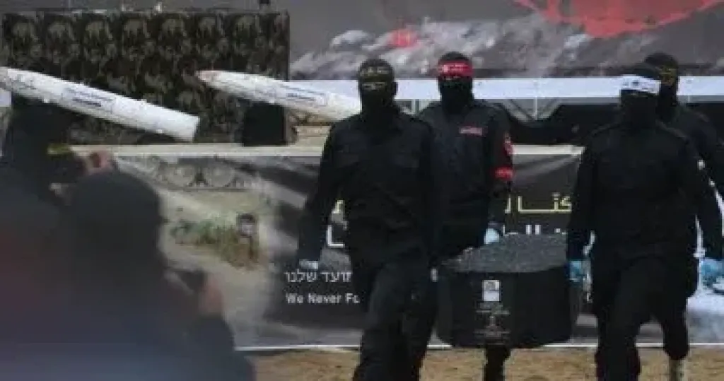 سرايا القدس تعلن تسليم جثة رهينة إسرائيلى مساء اليوم