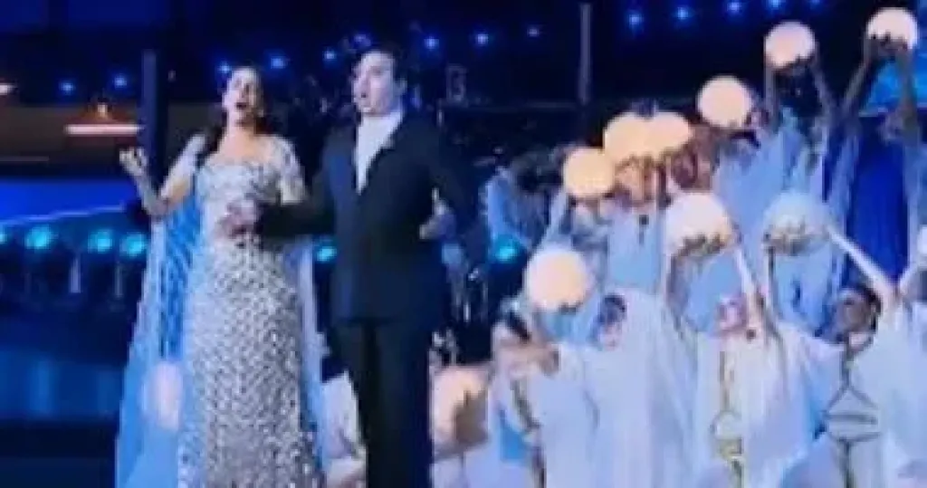 مغنى الأوبرا العالمى لـ«معكم»: فخور بالمشاركة فى افتتاح المتحف الكبير