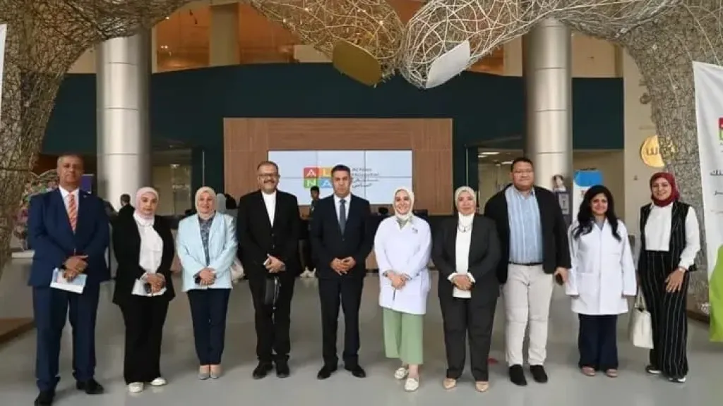 سفراء «مشواري» يزورون مستشفى الناس لتعزيز الوعي الصحي بحضور مدير شباب القاهرة