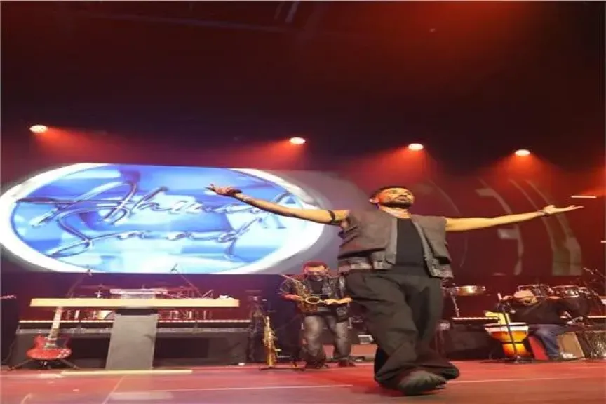 أولى حفلات جولته العالمية.. أحمد سعد يتألق في باريس بحضور ضخم