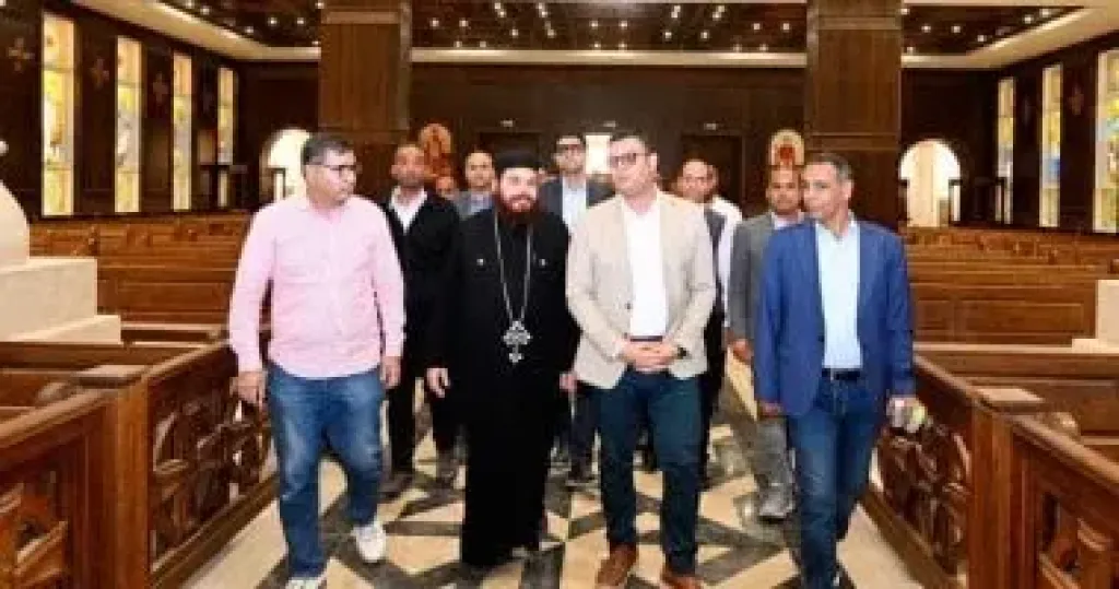 وزير الإسكان يختتم جولته اليوم يتفقد مشروع ”سكن لكل المصريين” و”كوبري C3”