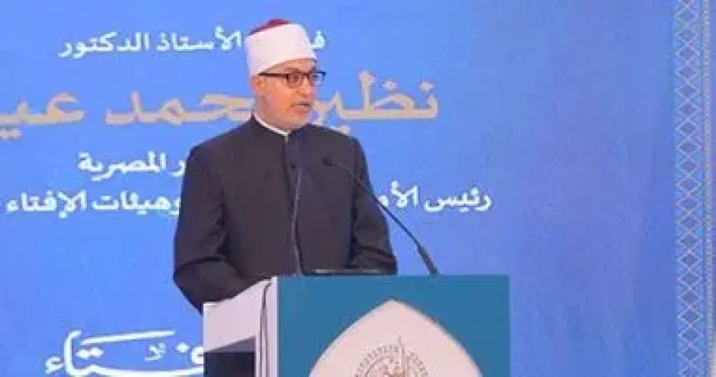 مفتى الجمهورية يدين التفجير الإرهابى لمسجد داخل مجمع للمدارس بإندونيسيا