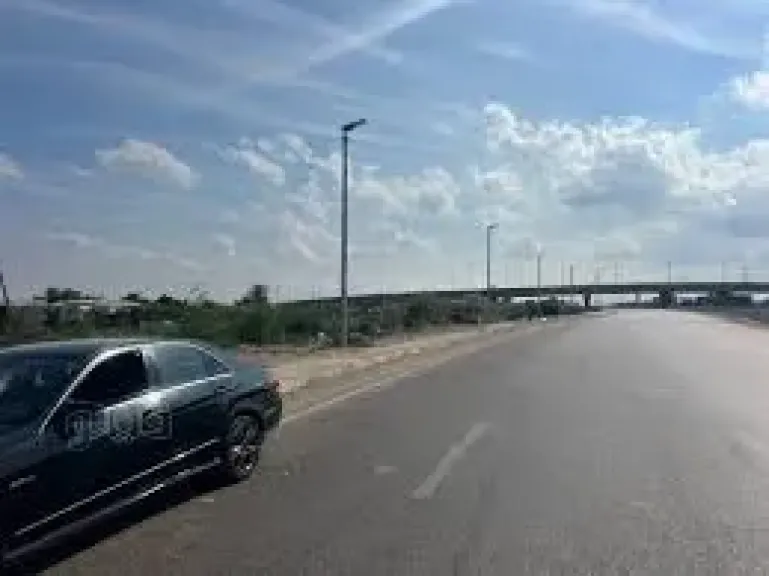 تركيب 500 كشاف طاقة شمسية بشوارع جنوب بورسعيد