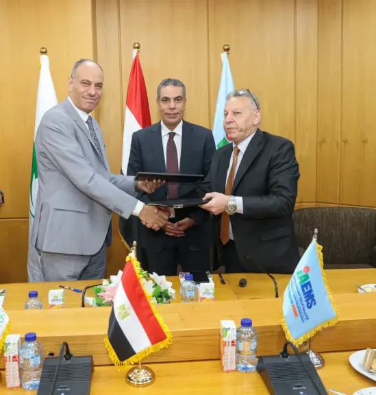 القومية للبريد والأكاديمية الدولية للهندسة يوقعان بروتوكول لتقديم الخدمات البريدية والمالية