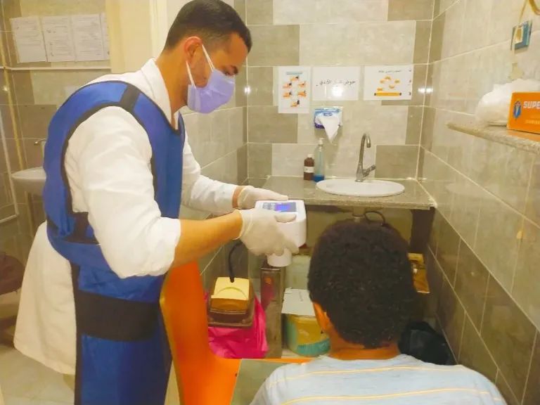 توقيع الكشف الطبى على ٢٠٩٢مواطن بالعاشر فى الشرقية