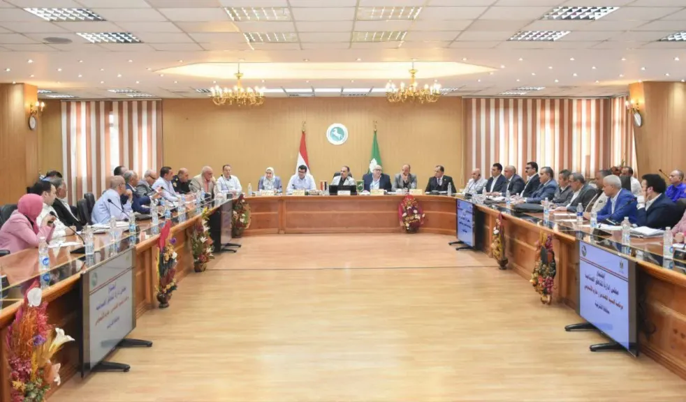 البدءفى صيانة كوبرى السماعنة بفاقوس محافظة الشرقية