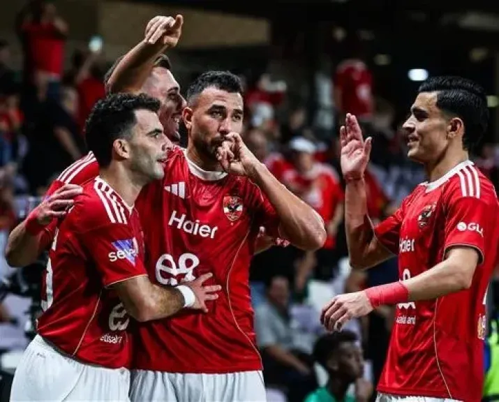 تريزيجيه وزيزو يقودان تشكيل الأهلي الرسمي أمام الزمالك