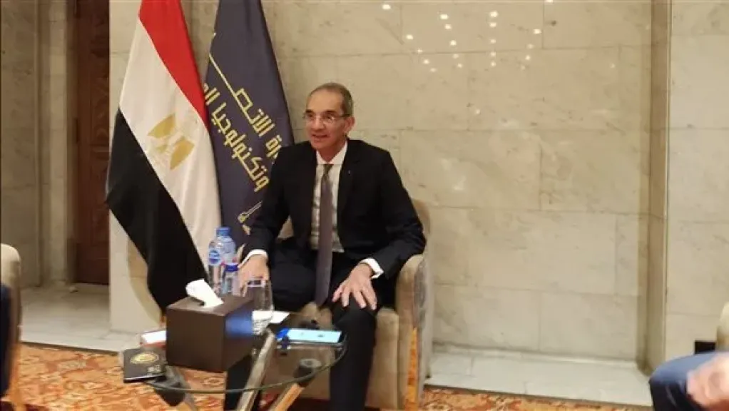 وزير الاتصالات: مصر أصبحت وجهة عالمية لصناعة التعهيد بفضل كفاءات شبابها