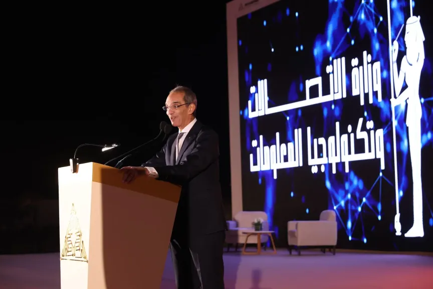 عمرو طلعت: الكفاءات التكنولوجية ليست حكرًا على القاهرة.. خطط للتوسع في مراكز التعهيد بالمحافظات