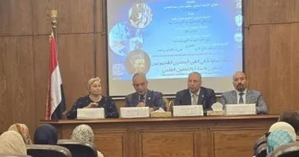 كلية الآثار تنظم ورشة علمية حول المواد الملونة فى الفن المصرى القديم