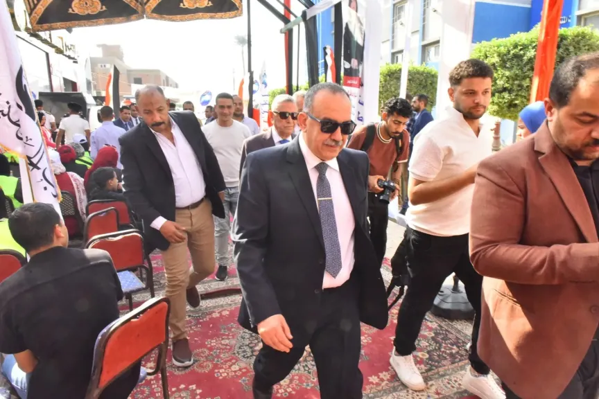 محافظ أسيوط يتفقد لجان انتخابات النواب 2025
