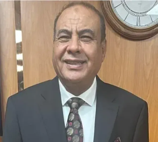 المستشار محمد سليم يكتب :  حين يُعاقَب النبوغ  بغير ذنبه