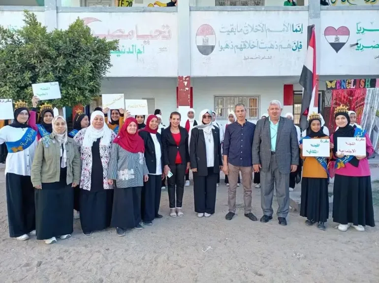 انتخابات حرة لاتحاد طالبات الثانوية التجارية بنات بكفر الدوار في أجواء احتفالية مبهجة