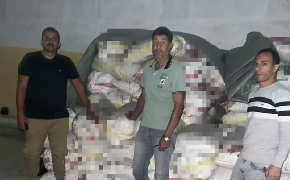 ضبط 4 طن بسكويت هالك غير صالحة للاستهلاك الآدمي بمركز إدكو