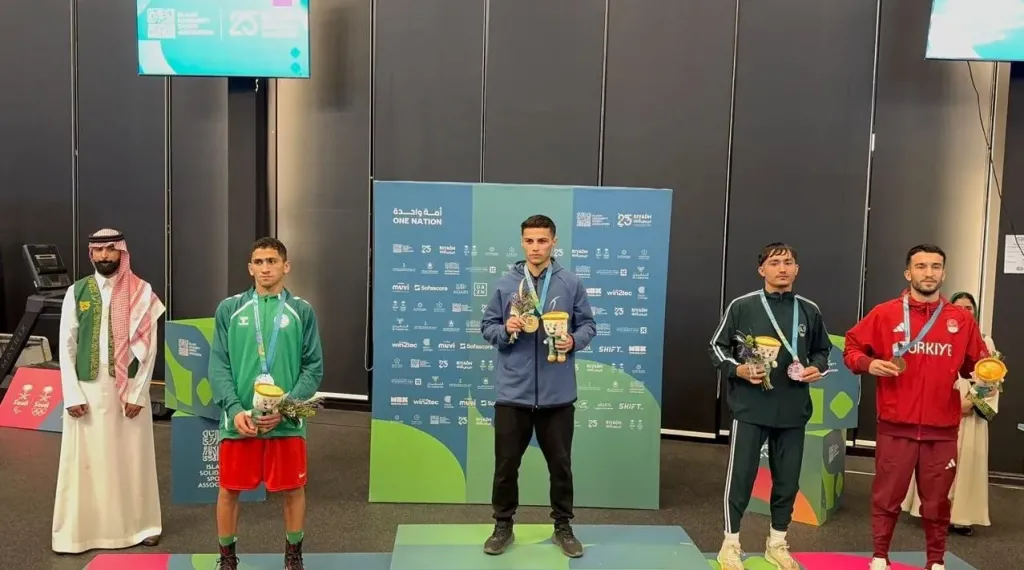 بعد تحقيق 24 ميدالية بمنافسات دورة التضامن الإسلامي.. وزير الشباب والرياضة يتابع البعثة ويهنئ أبطال مصر