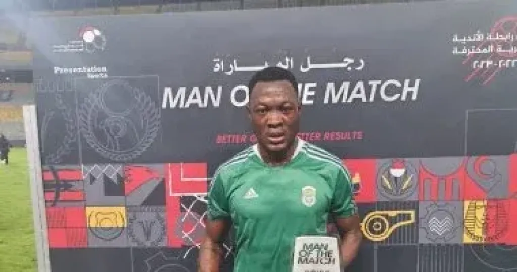 أولى الصفقات الشتوية.. مورو ساليفو يوقع عقود العودة للاتحاد السكندري