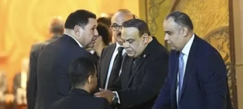 رئيس الهيئة الوطنية للانتخابات يتلقى عزاء زوجته