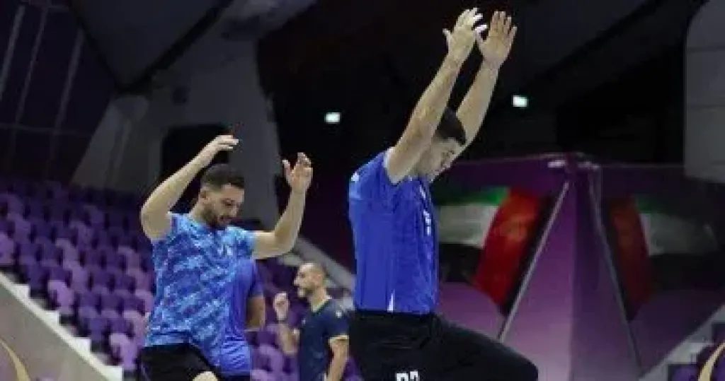 سموحة يؤدى مرانه الأول فى العين استعدادًا لنهائى كأس السوبر المصرى لكرة اليد