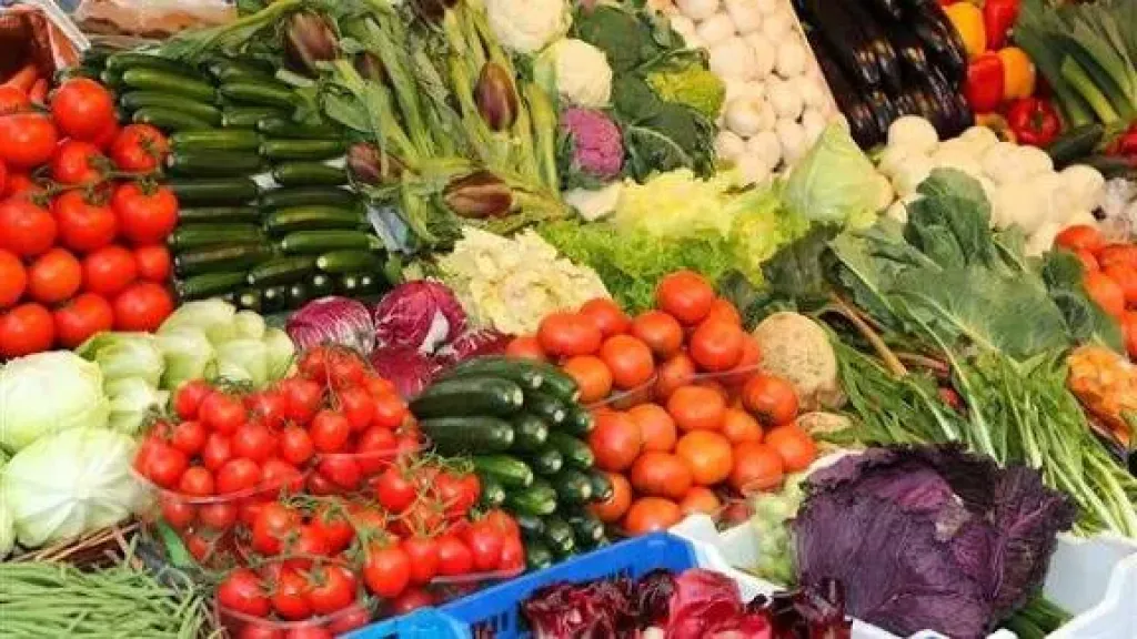 أسعار الخضار اليوم، ارتفاع 7 أصناف مرة واحدة وانخفاض جديد في الطماطم والبصل