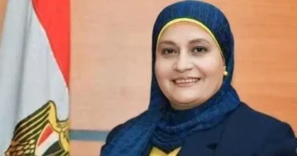 مديرة التعليم بالقاهرة تتفقد مدارس إدارة مصر الجديدة