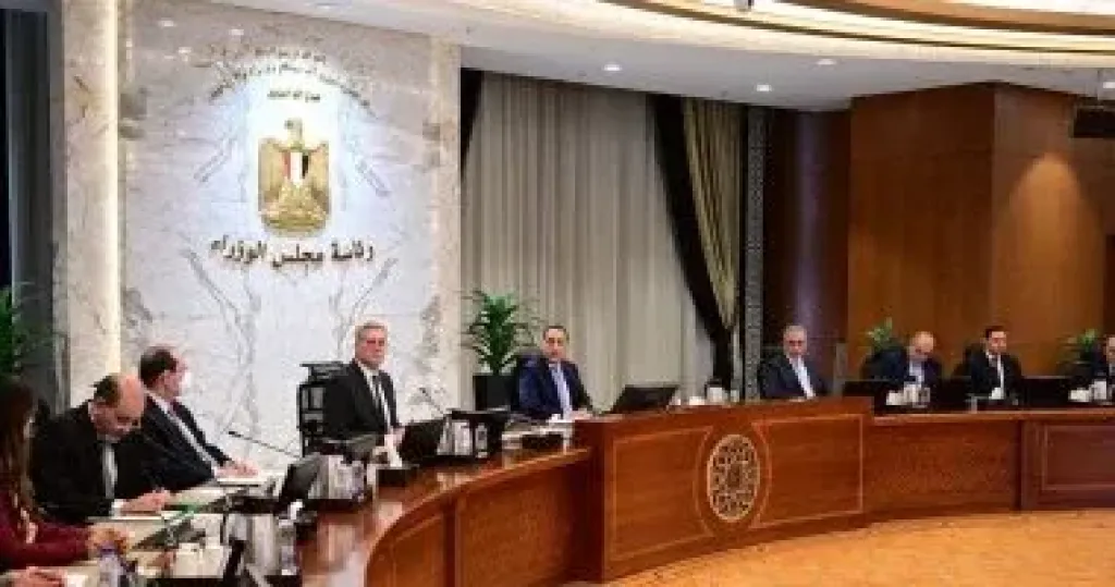 رئيس الوزراء يتابع جهود جذب المزيد من الاستثمارات الأجنبية للعديد من القطاعات ذات الأهمية