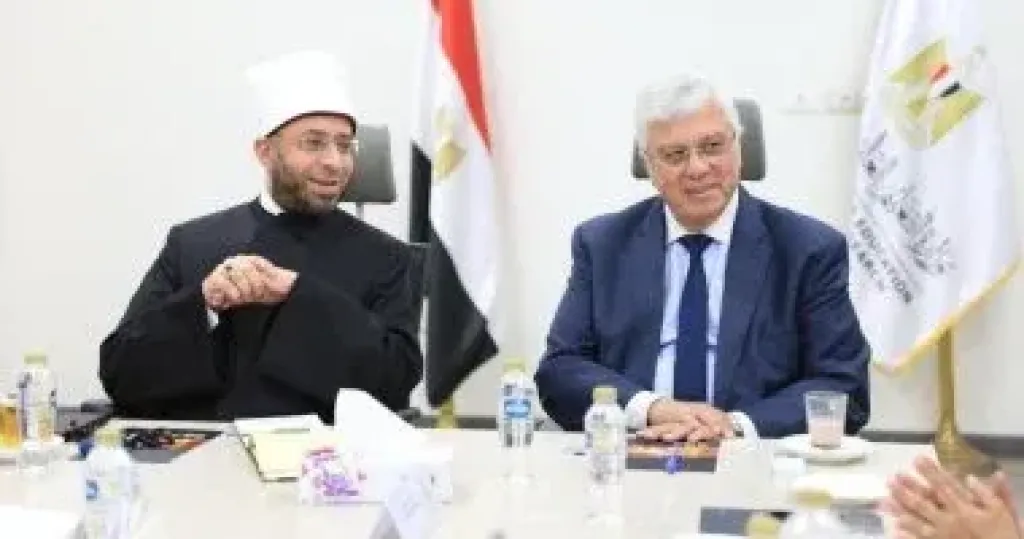 وزيرا التعليم العالى والأوقاف يبحثان استثمار بنك المعرفة لدعم الأئمة