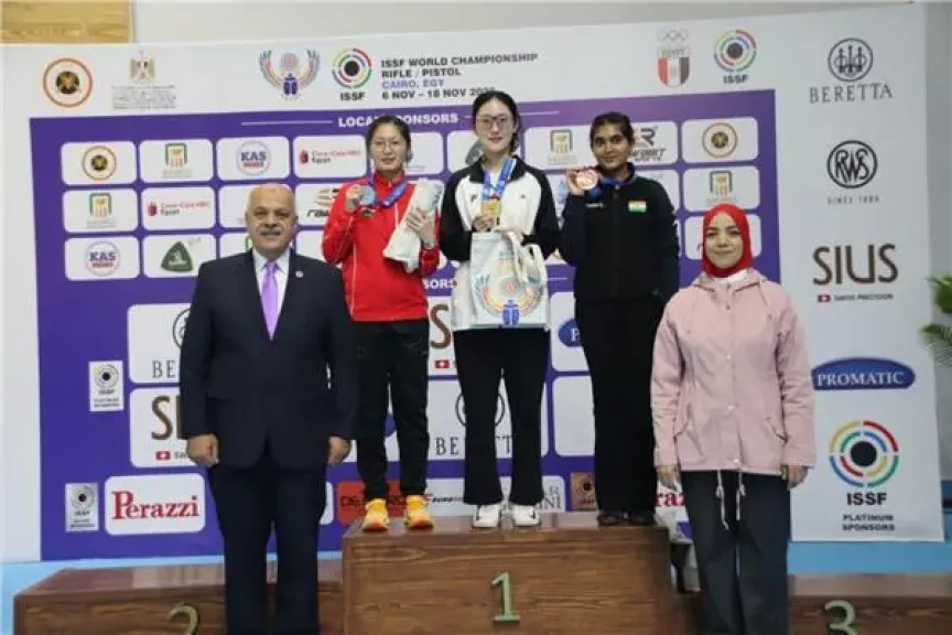 سيطرة آسيوية وأوروبية على منصات الصدارة في بطولة العالم للرماية