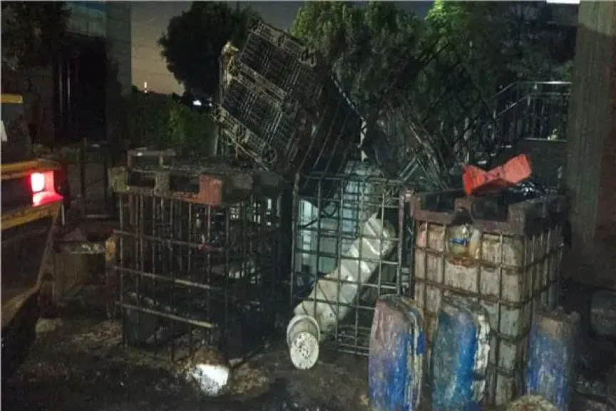 السيطرة على حريق ضخم داخل مصنع صابون بالقناطر الخيرية