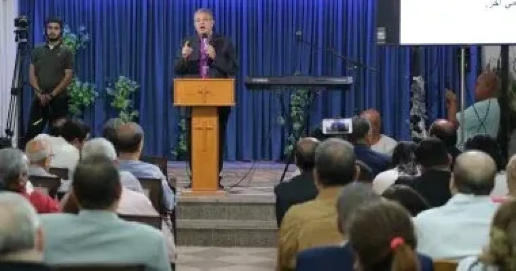 رئيس الطائفة الإنجيلية يشارك فى حفل رسامة قسوس جدد لمجمع الكنائس المعمدانية الكتابية