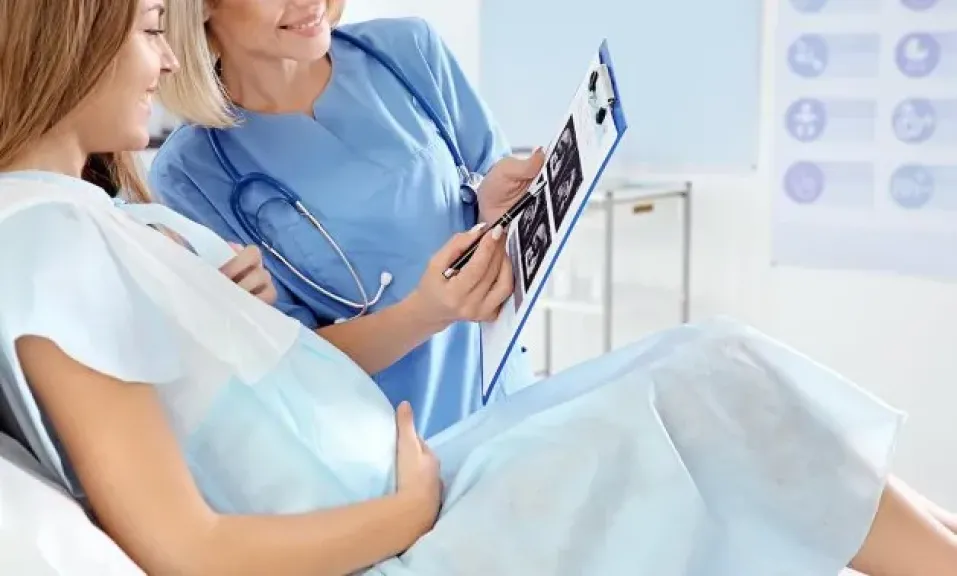 مسلسل كارثة طبيعية يتحقق على أرض الواقع .. مصرية تتفاجأ بحملها في 9 أجنة