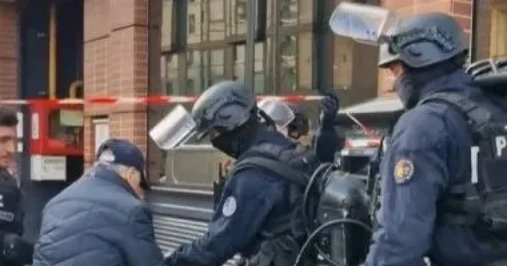 إخلاء مكاتب قنوات RMC BFM فى باريس بعد تهديد بقنبلة وعودة البث بعد ساعتين