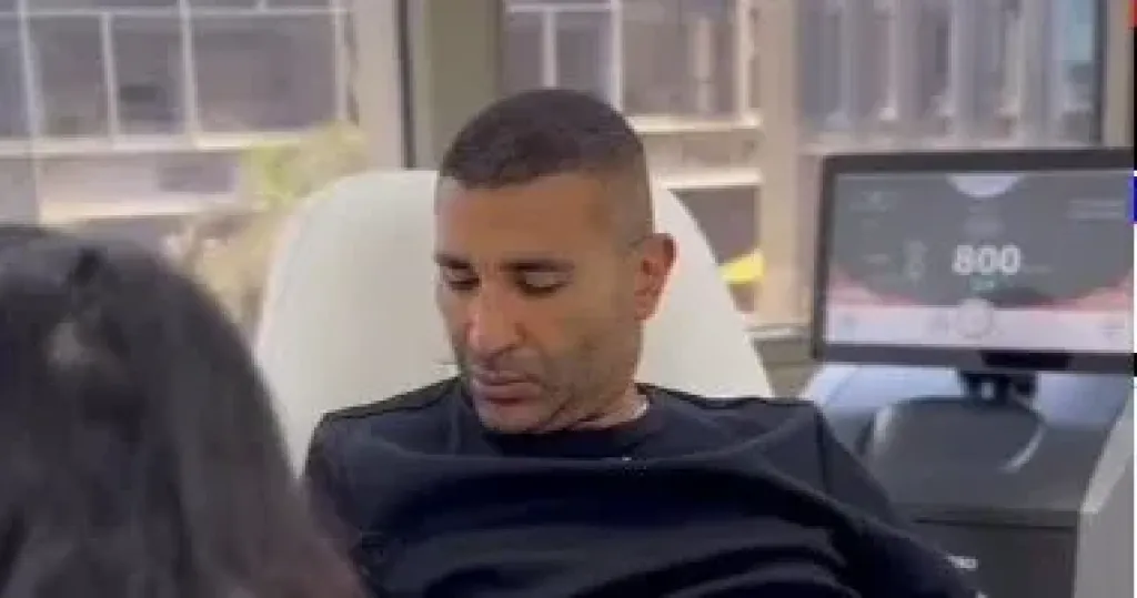 كواليس حادث الفنان أحمد سعد على طريق السخنة