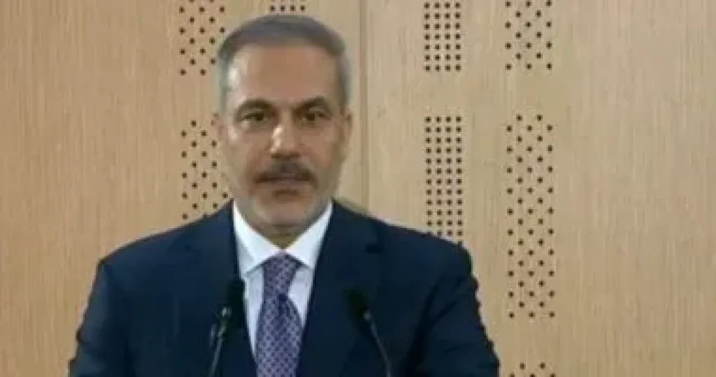 فيدان: الصراع بين روسيا وأوكرانيا أصبح الآن أقرب إلى التوقف