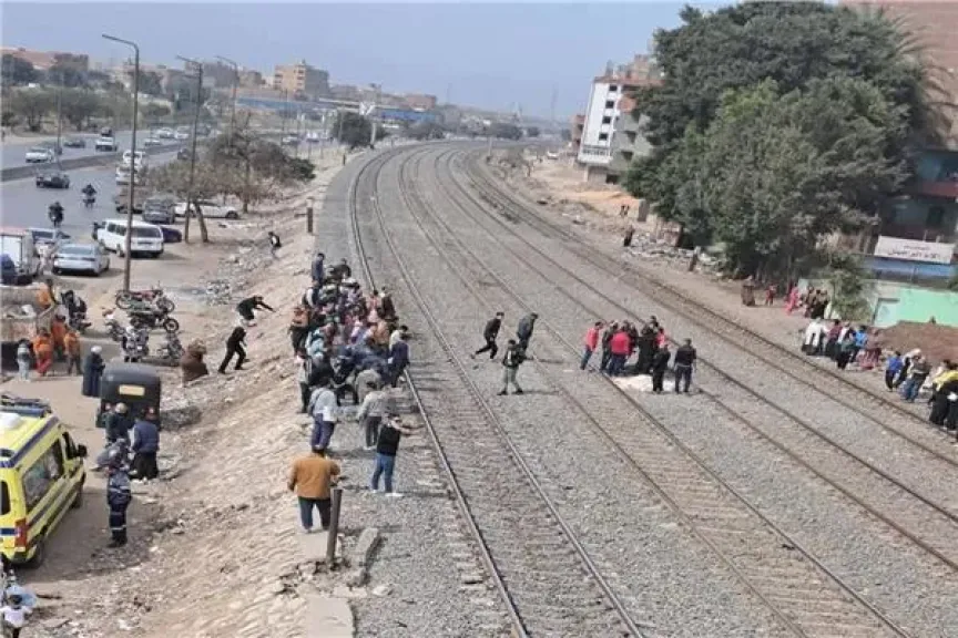 قطار يدهس شابًا بمزلقان ميت نما بالقليوبية