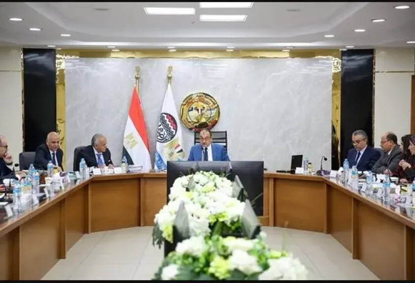 وزير قطاع الأعمال: ”القابضة للسياحة” تحقق 11.3 مليار جنيه إيرادات.. وصافي الربح 4.7 مليار في 2024 /2025