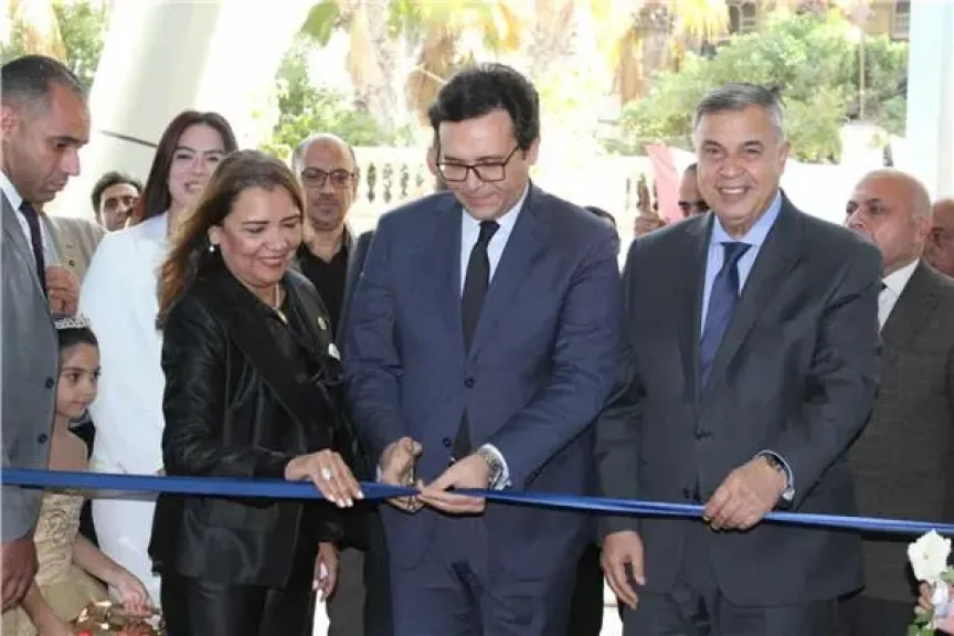 وزير الثقافة ومحافظ الإسكندرية يفتتحان المبنى الجديد لأكاديمية الفنون